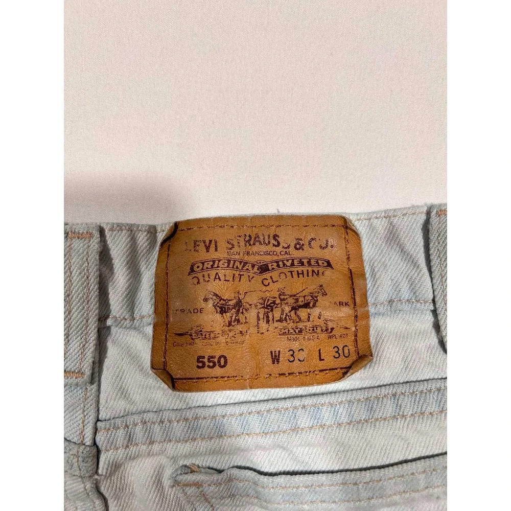 Vintage Levis 550 Orange Tab Jeans 33x30 Light Wash Relaxed Tapered Made in USA